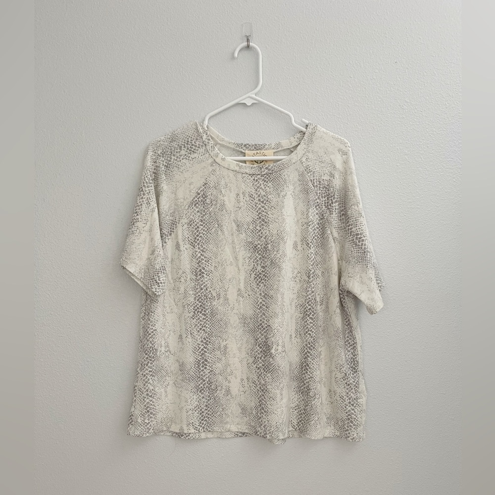 Fantastic Fawn top